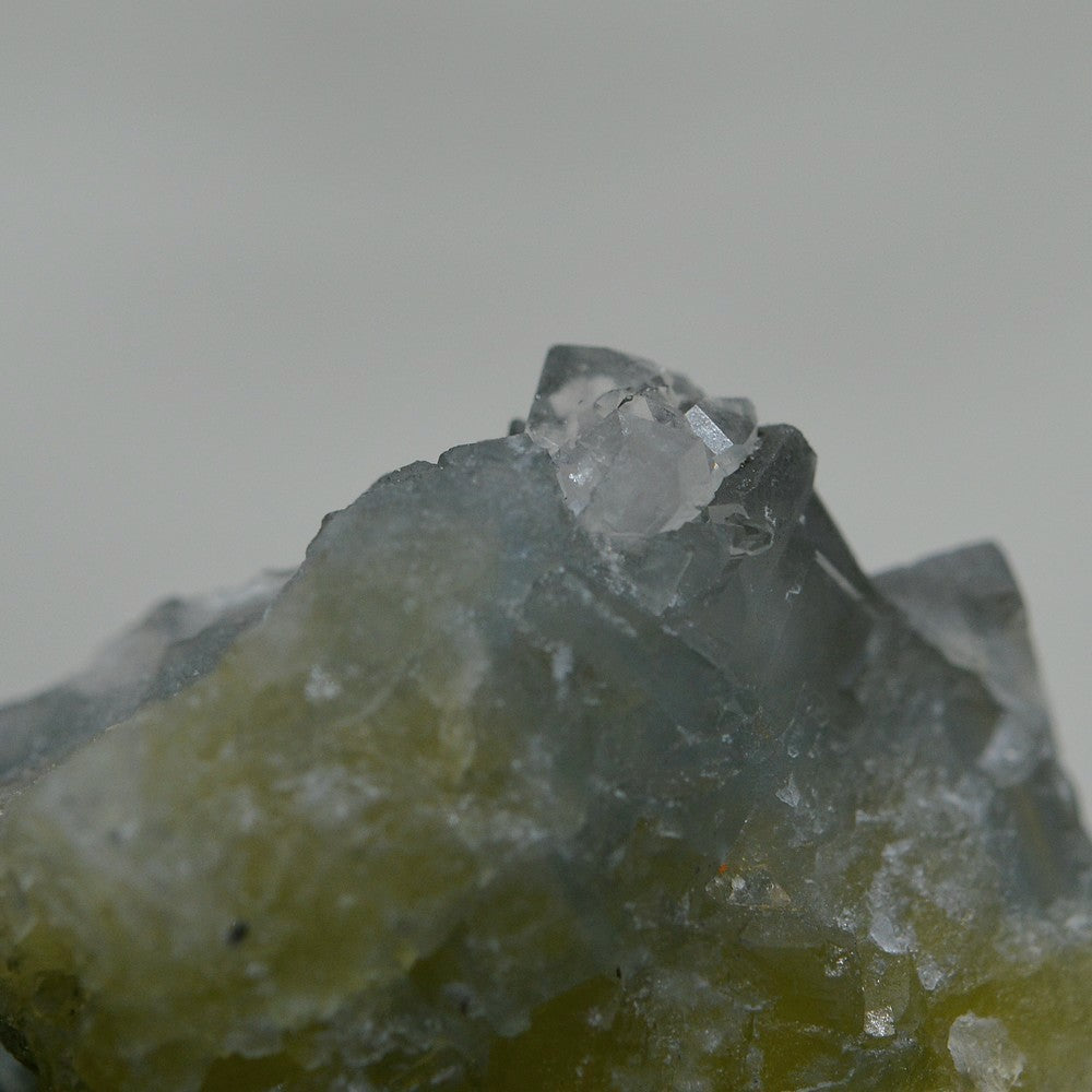 Quartz sur fluorite jaune gris de 24g