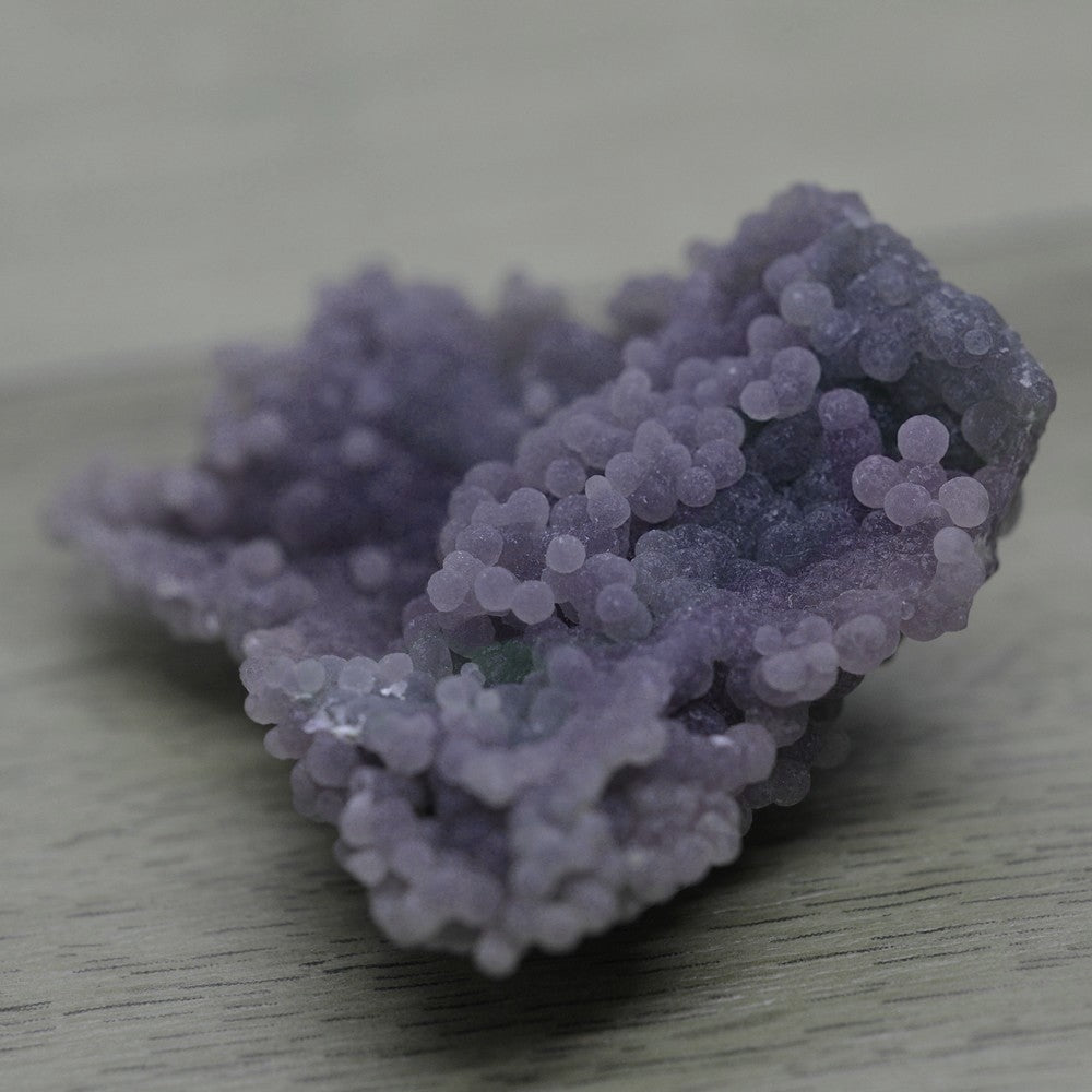 Calcédoine agate grappe de raisin 48g violette de Sulawesi en Indonésie