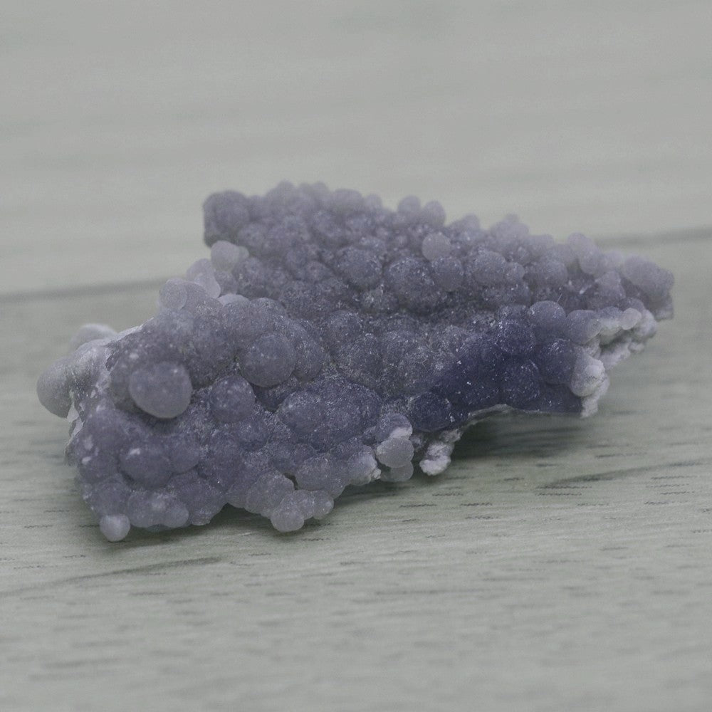 Calcédoine agate grappe de raisin 8g violette de Sulawesi en Indonésie
