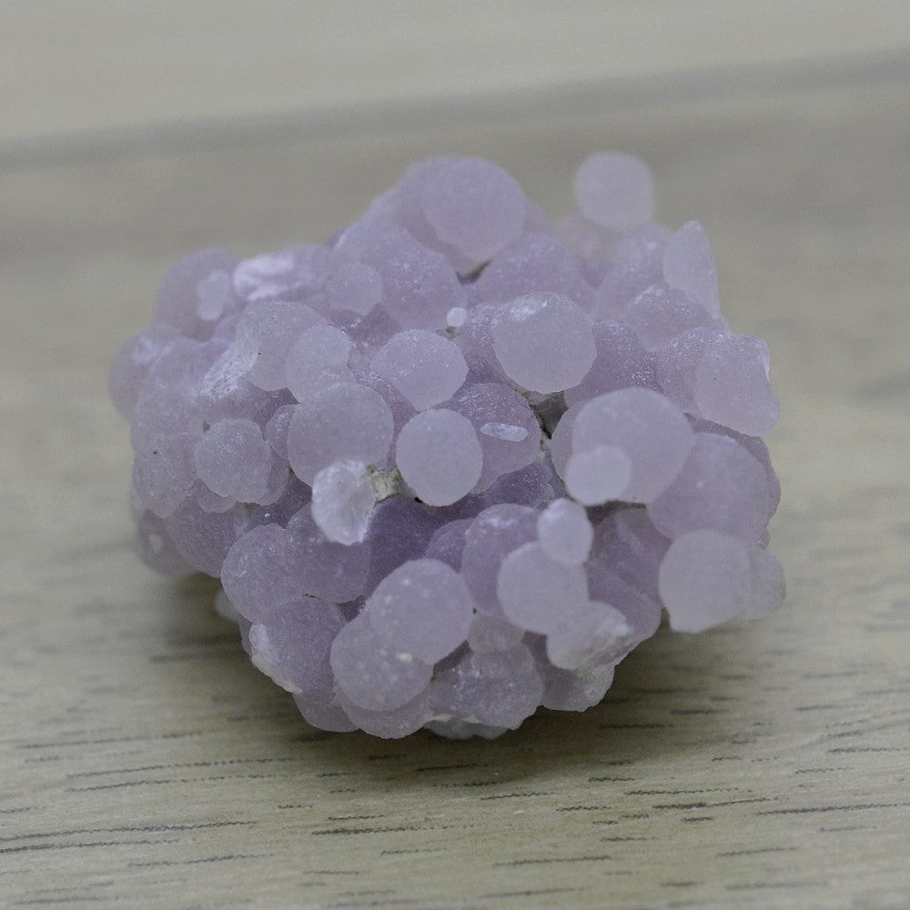Calcédoine botryoïde mauve claire de 13g 
