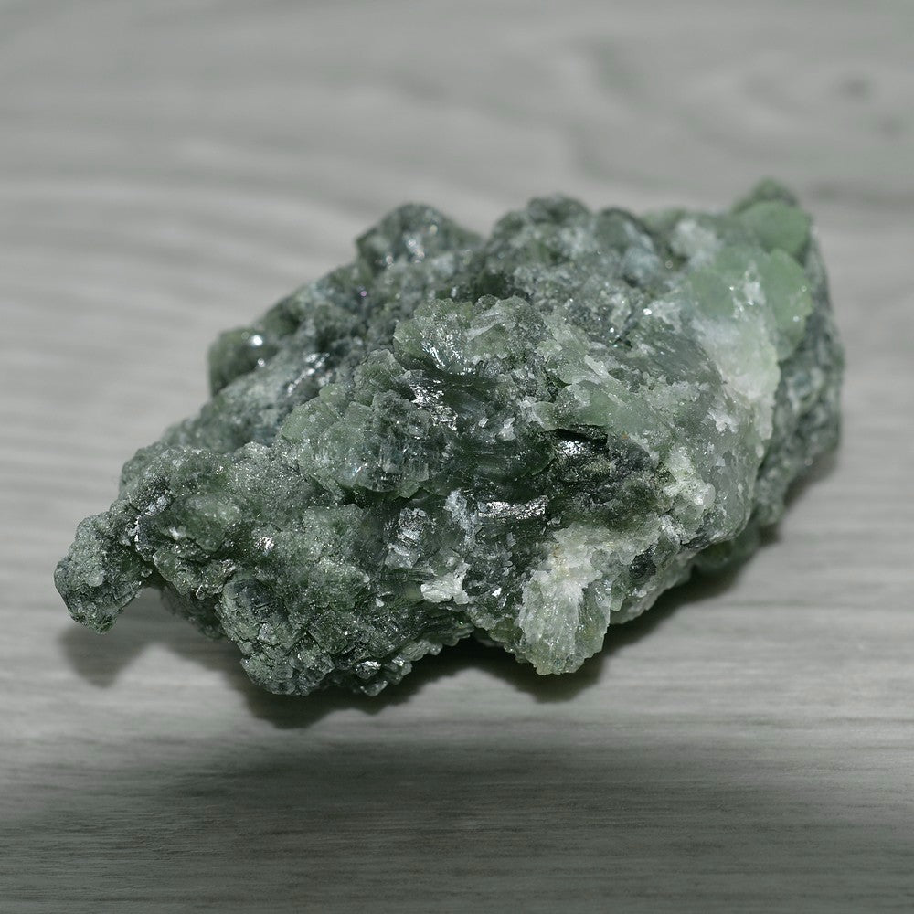 Prehnite pierre naturelle de 82g